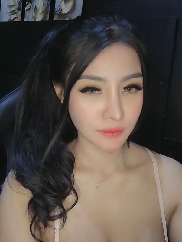 Dini Bokep Live FC2556